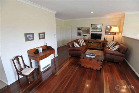 Property photo of 76 The Grange Hillvue NSW 2340
