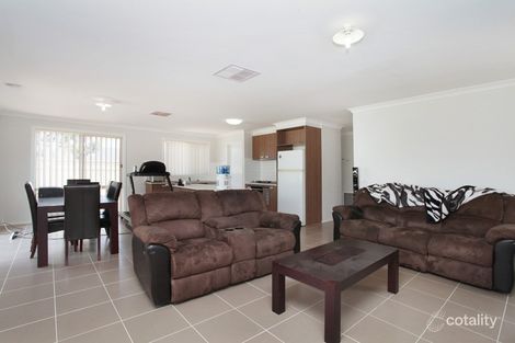Property photo of 9 Fantail Way Brookfield VIC 3338