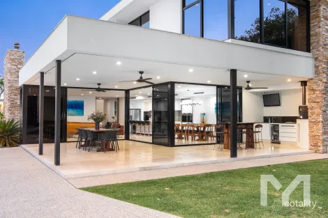 Property photo of 12 Luff Crescent Attadale WA 6156