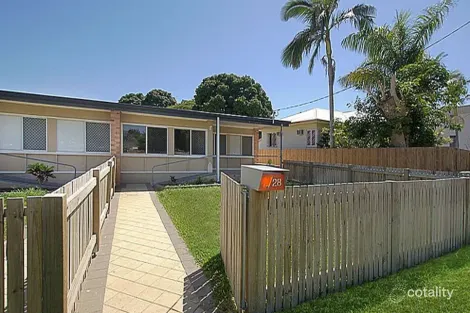 28 Welsh St, Rosslea, QLD 4812