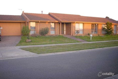 Property photo of 43 Elizabeth Street Cranbourne North VIC 3977