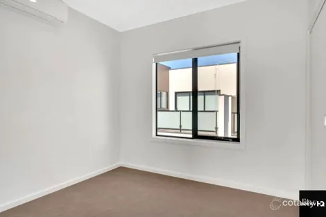 Property photo of 27 Terminus Street Tarneit VIC 3029