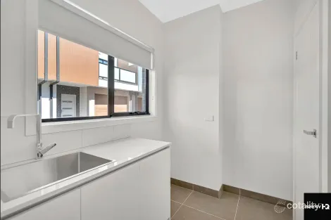 Property photo of 27 Terminus Street Tarneit VIC 3029