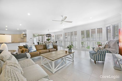 Property photo of 14 Jaeger Way Benowa QLD 4217