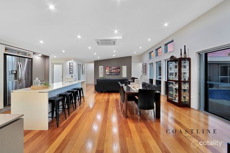 Property photo of 14 Marquis Court Avenell Heights QLD 4670