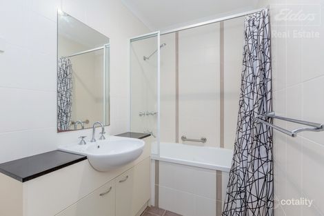 Property photo of 35 Bluestone Gardens Jerrabomberra NSW 2619
