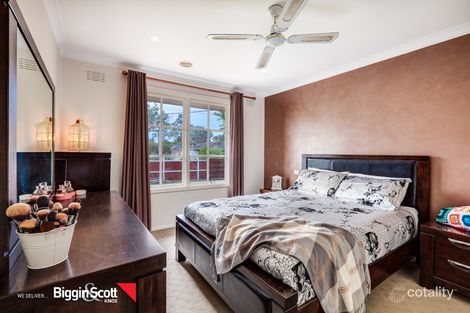 Property photo of 16 Hillview Drive Kilsyth VIC 3137