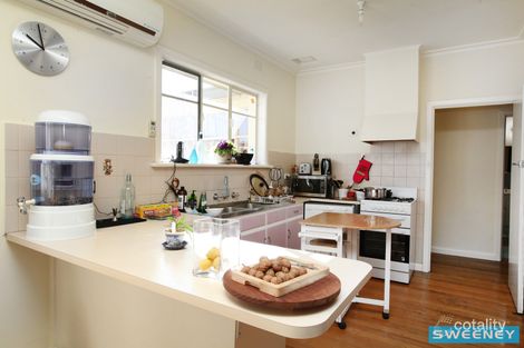 Property photo of 6 Montasell Avenue Deer Park VIC 3023