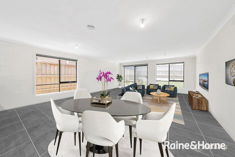 Property photo of 35 Kamona Street Clyde VIC 3978