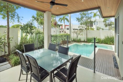 7697 Fairway Bvd, Hope Island, QLD 4212