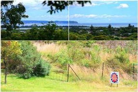 14 Palm Tree Cres, Caves Beach, NSW 2281