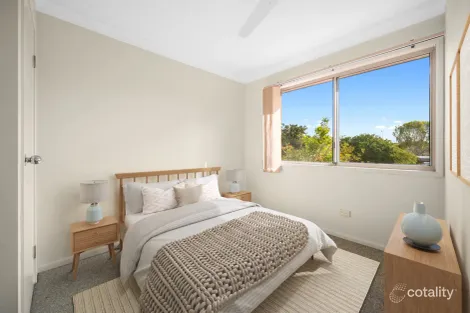 Property photo of 1/75 Brown Street Labrador QLD 4215