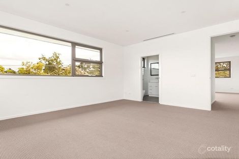 Property photo of 2/40 Timber Ridge Doncaster VIC 3108