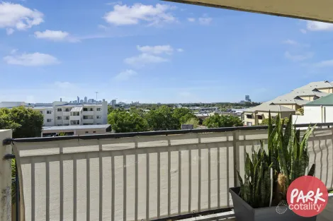 6/11 King George St, Victoria Park, WA 6100