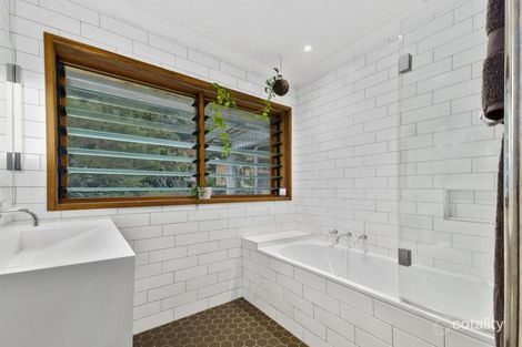 Property photo of 32 Broadridge Street Wombarra NSW 2515
