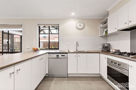 Property photo of 1 Persimmon Lane Pakenham VIC 3810