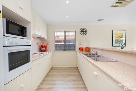 Property photo of 32 Talladira Way Woodcroft SA 5162