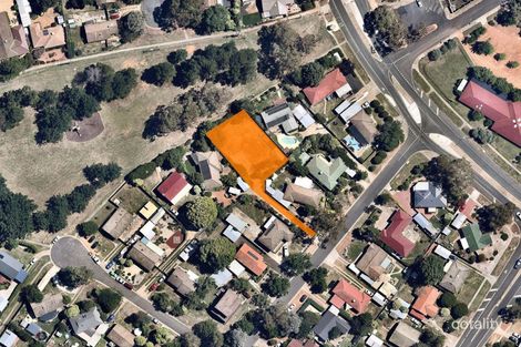 10 Lindrum Cres, Holt, ACT 2615