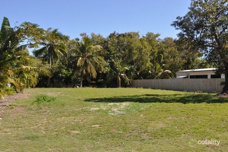 Property photo of 6 Pacific Drive Blacks Beach QLD 4740