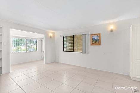 Property photo of 15 Braeridge Drive Bundamba QLD 4304