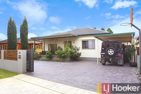 13 Margaret St, Fairfield, NSW 2165
