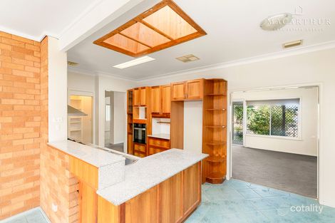 Property photo of 20 Willow Street Kooringal NSW 2650