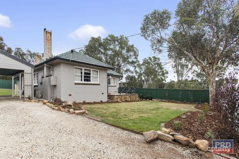 Property photo of 2 Daniel Street Long Gully VIC 3550