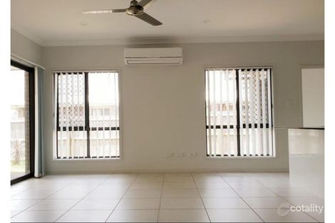 Property photo of 13 Dee Street Deebing Heights QLD 4306