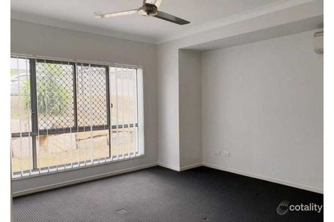 Property photo of 13 Dee Street Deebing Heights QLD 4306