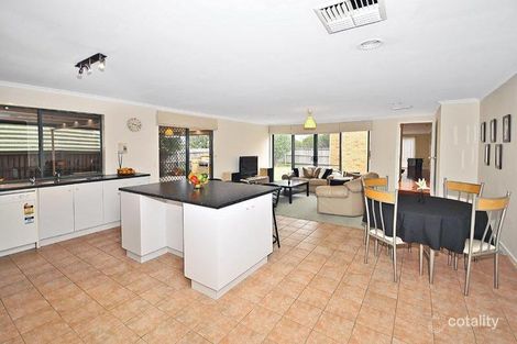 Property photo of 4 Orchid Square Sydenham VIC 3037
