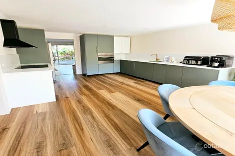 Property photo of 4/40 Government Road Labrador QLD 4215