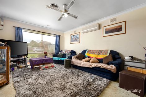 Property photo of 4 Airlie Grove Seaford VIC 3198