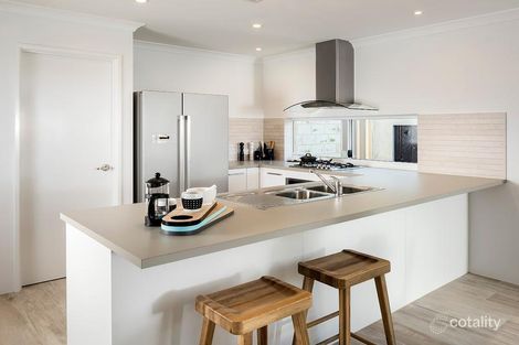 Property photo of 1 Wickham Road Beckenham WA 6107