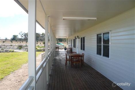Property photo of 129 Ricca Road Ballandean QLD 4382
