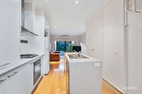 Property photo of 25 Harlesden Circuit Pakenham VIC 3810