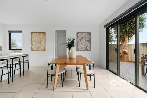 Property photo of 1/57 Outlook Drive Glenroy VIC 3046