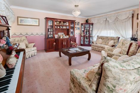 Property photo of 4 Coffs Harbour Avenue Hoxton Park NSW 2171