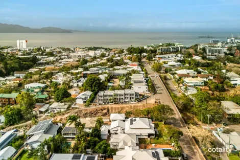 7/29-33 Victoria St, North Ward, QLD 4810