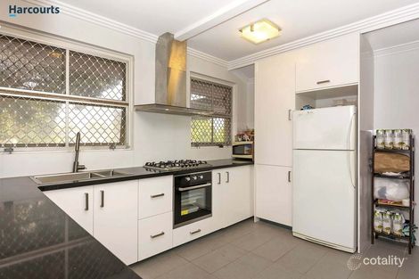Property photo of 136 Howes Crescent Dianella WA 6059