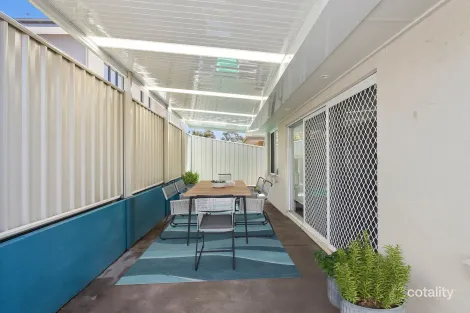 Property photo of 4 Outrigger Place Shell Cove NSW 2529