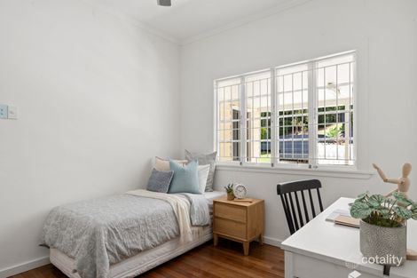 Property photo of 57 Paramount Terrace Seven Hills QLD 4170