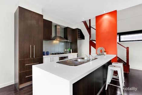Property photo of 4/28 Millers Road Brooklyn VIC 3012