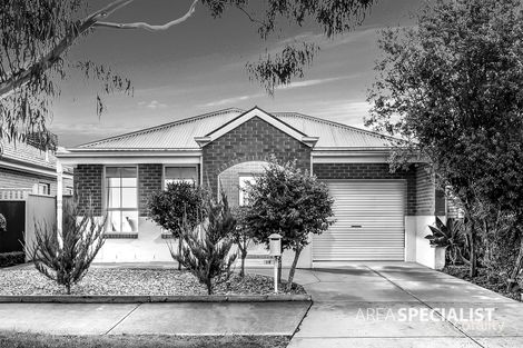 Property photo of 26 The Parkway Caroline Springs VIC 3023