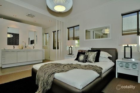 Property photo of 3 Hertha Place Innaloo WA 6018