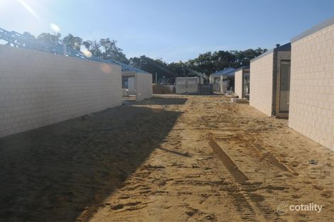 Property photo of 6 Ironstone Lane Coodanup WA 6210