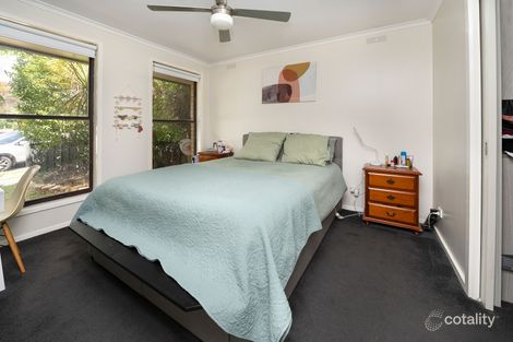 Property photo of 19 Mellor Grove Swan Hill VIC 3585