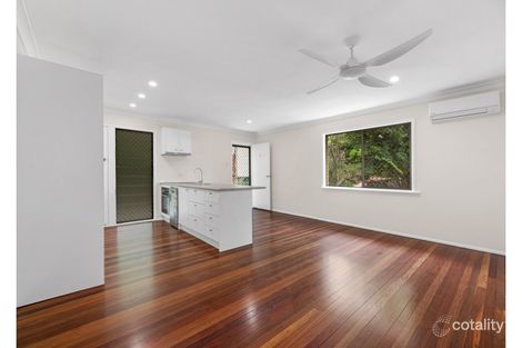 4/49 Seabreeze Rd, Manly West, QLD 4179