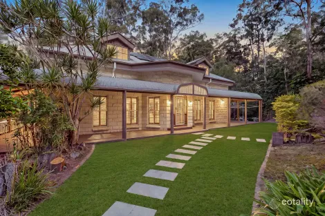 33 STAGHORN DR, AUSTINVILLE, QLD 4213