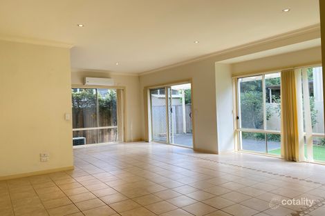 Property photo of 2/407 Oxley Drive Runaway Bay QLD 4216