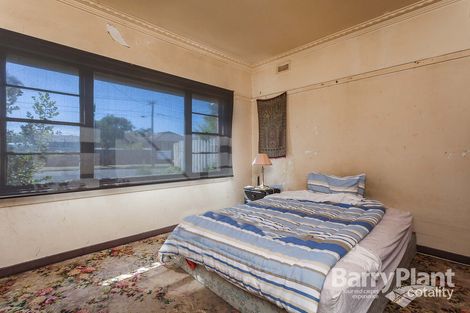 Property photo of 2 Powlett Street Mordialloc VIC 3195
